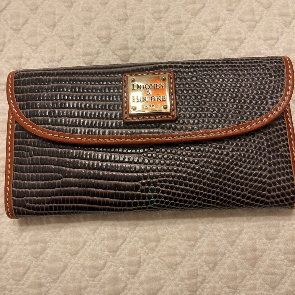 Dooney & Bourke Textured Black and Brown Wallet